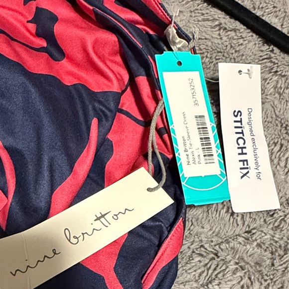 Nine Britton by Stitch Fix Navy and Pink Floral Mini Dress - Picture 4 of 4